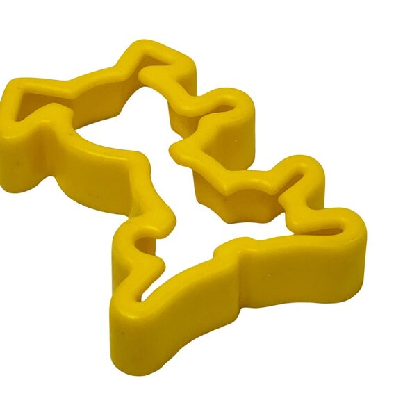 Dog Shaped Cookie Cutter Yellow Fun Baking Vintage Pity Puppy - Picture 2 of 5